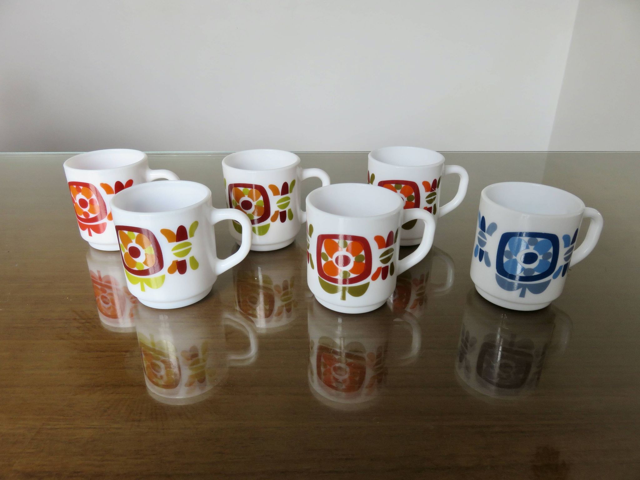 Series of 6 pop mobil coffee cups, Jean Charles Meunier 1970