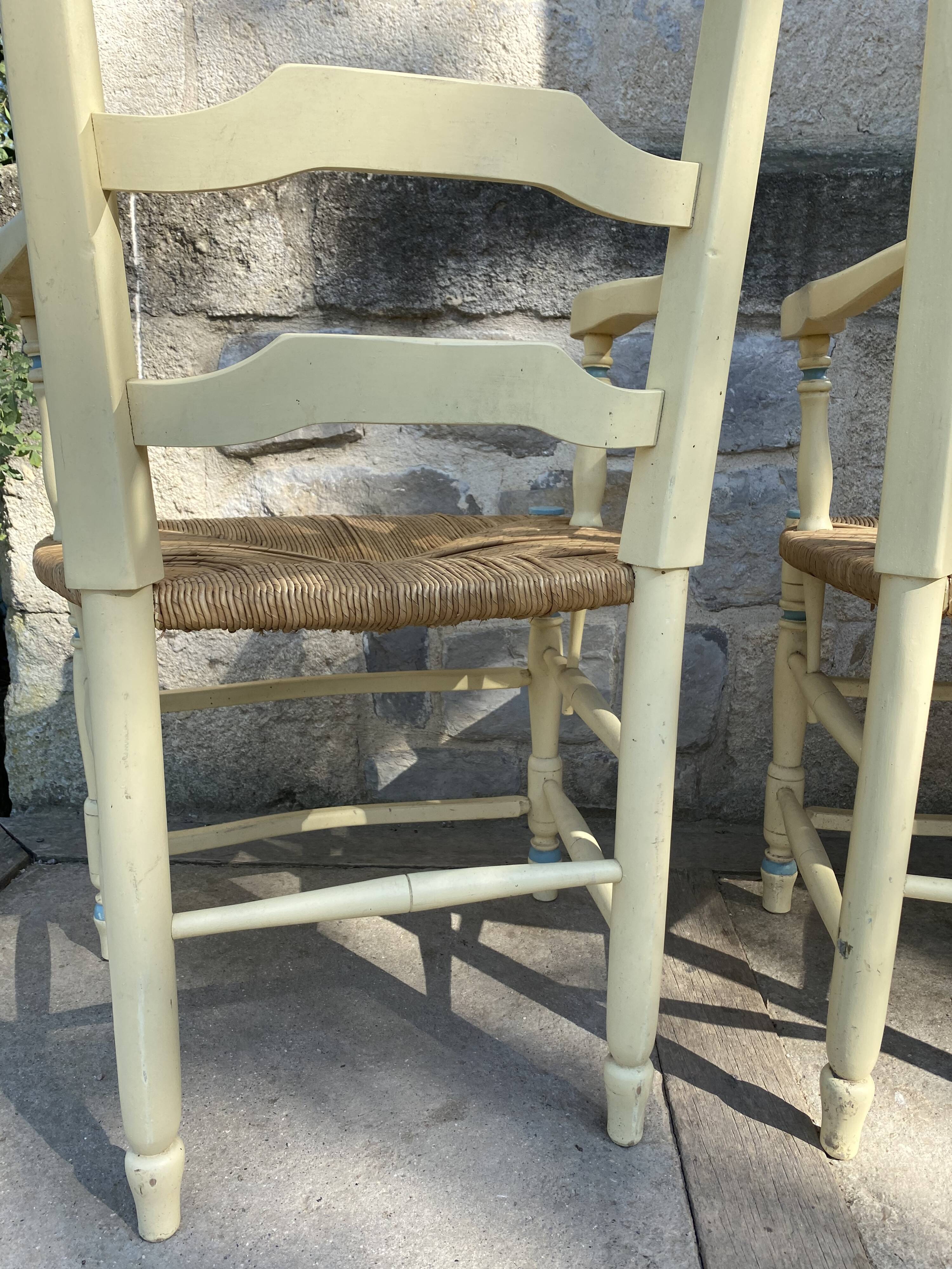 Pair of mulched armchairs Provence