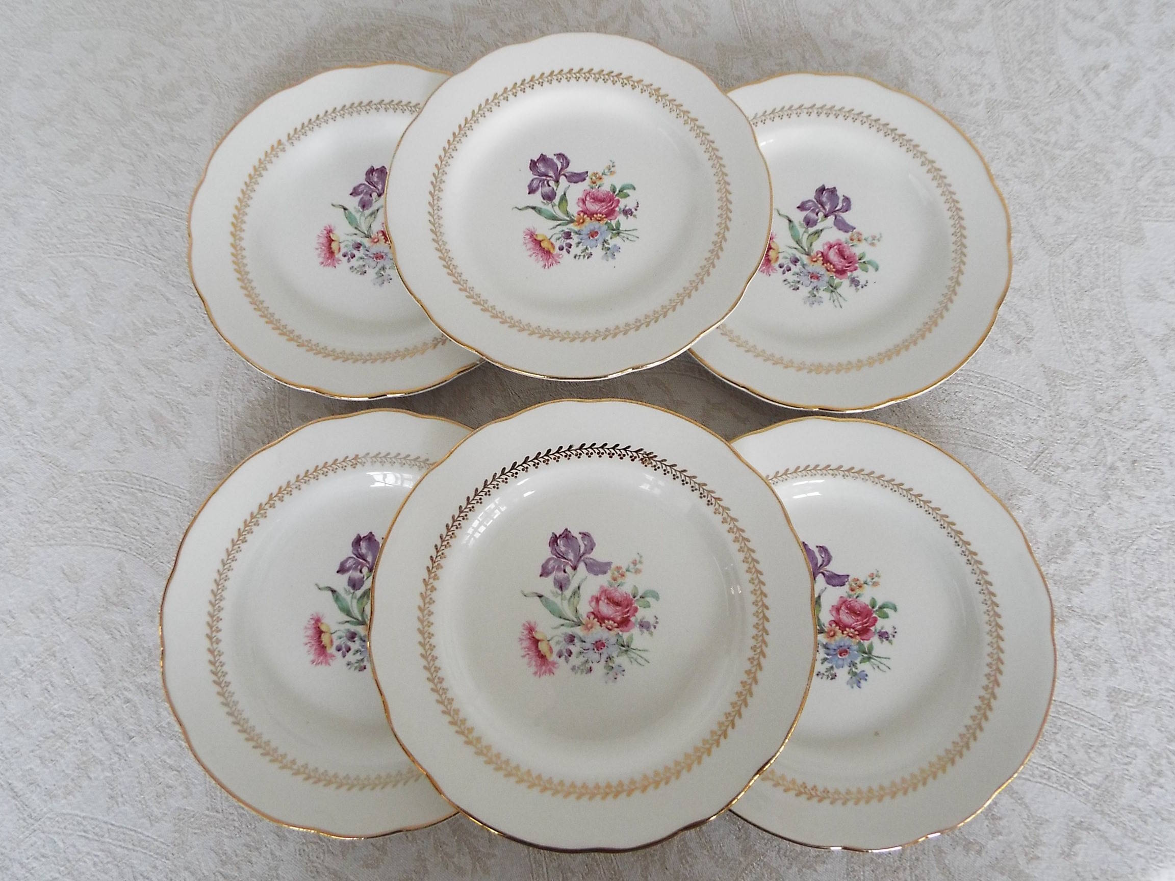 6 flowery dessert plates