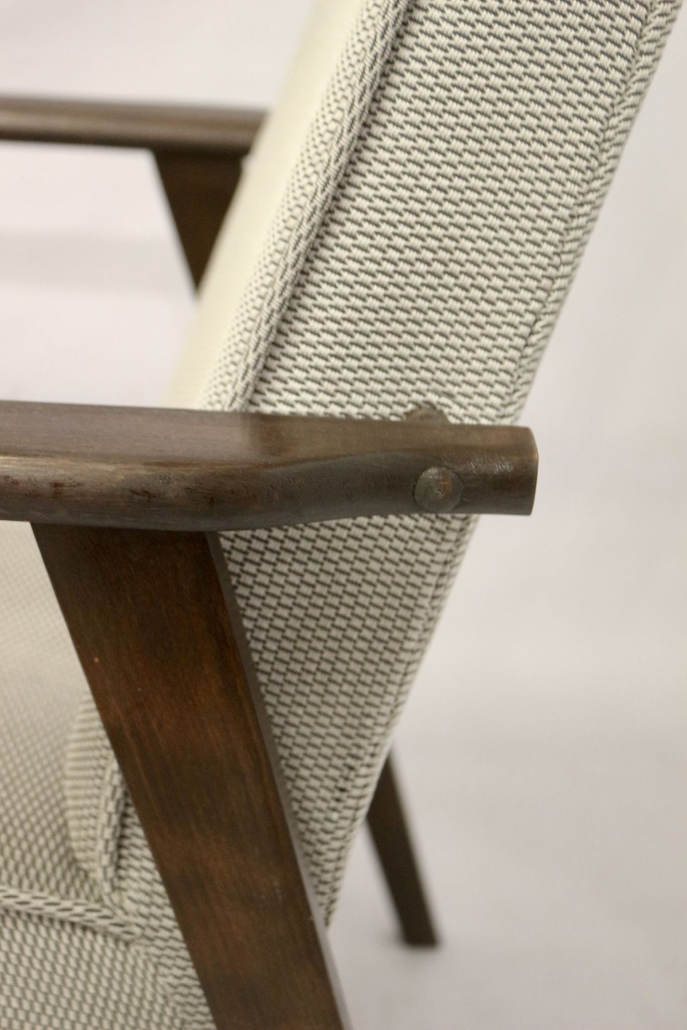 Pair of Henryk Lis armchairs 300-190s 1970s reupholstered gray textured fabric.