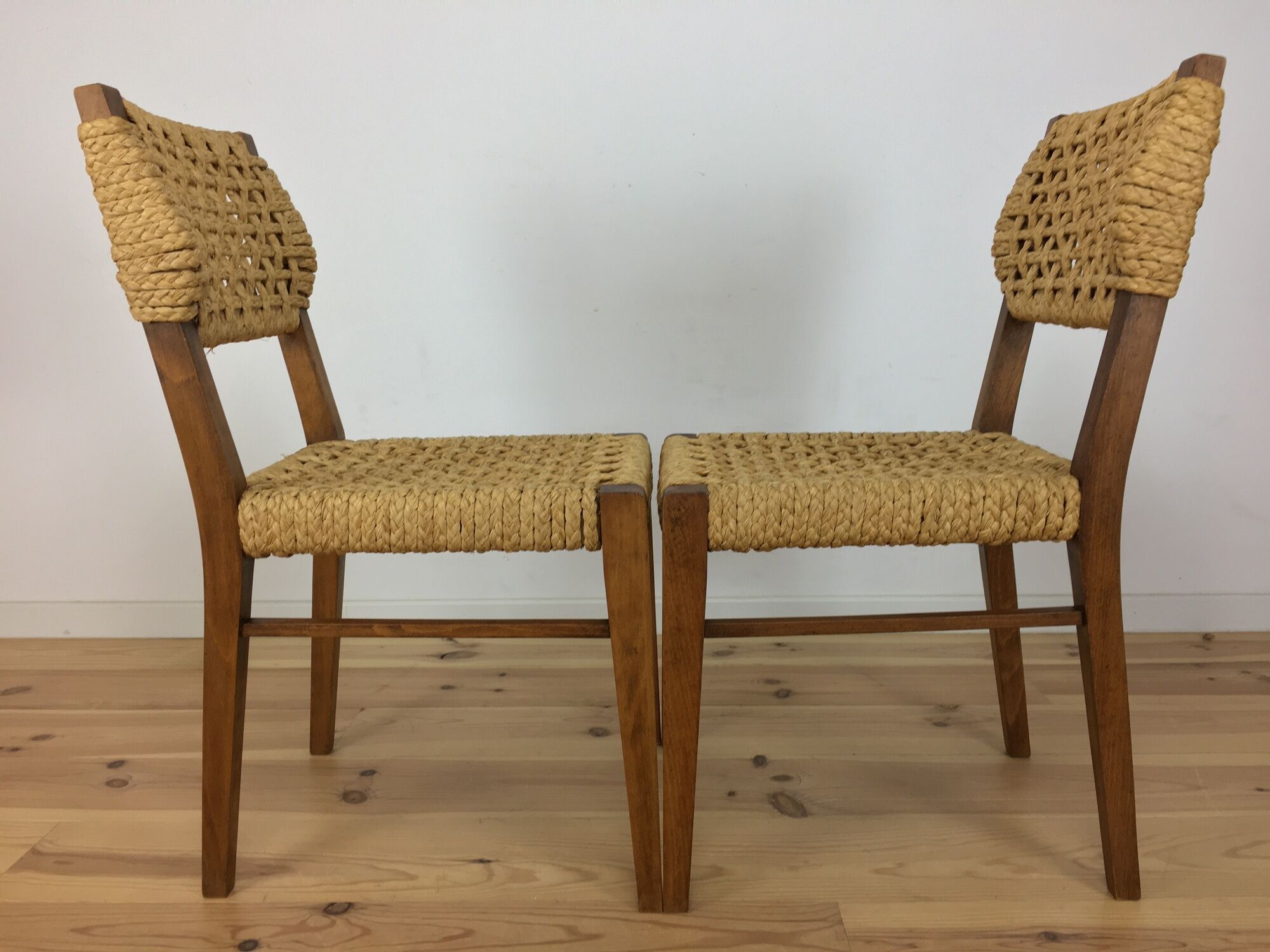 Pair of Vibo Vesoul chairs