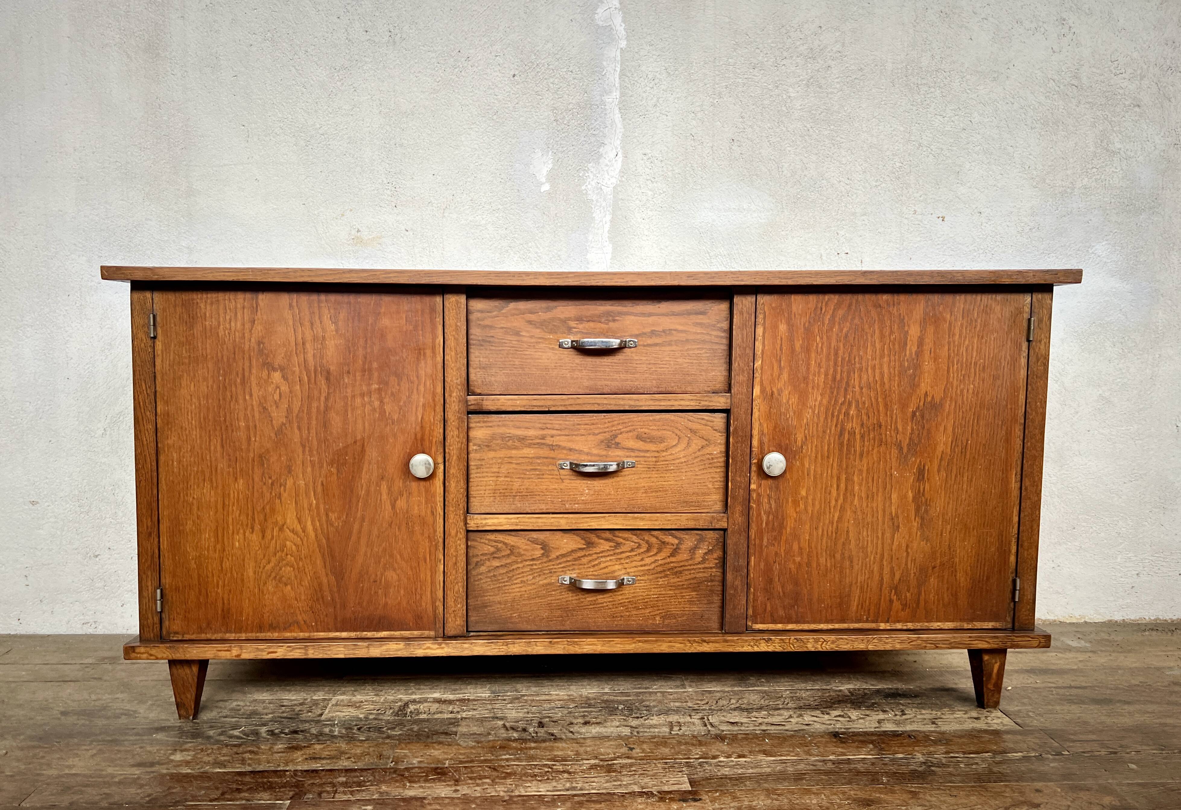 Vintage oak sideboard / TV cabinet