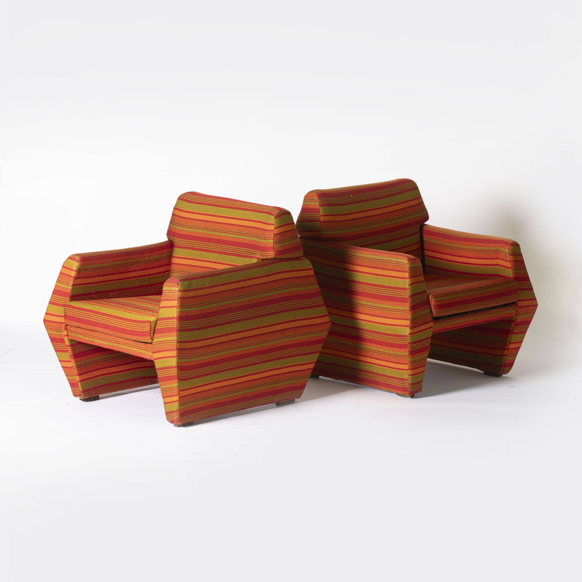 Set of 2 unique spaceage chairs produced by Olsztyńskie Fabryki Mebli, Poland, 1970s