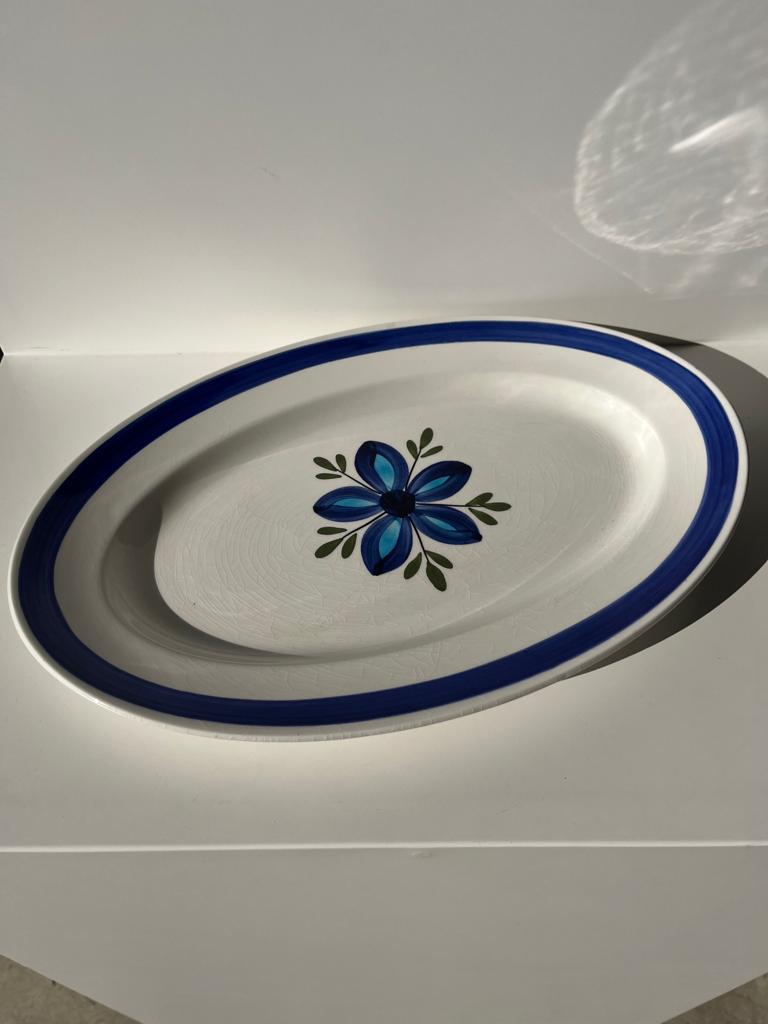 Plat sunny motif floral bleu stylisé Sarreguemines