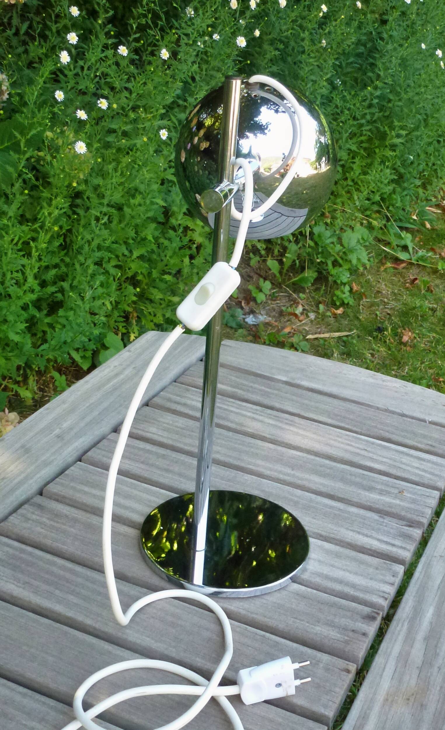 Vintage Space Age / Eyeball desk lamp