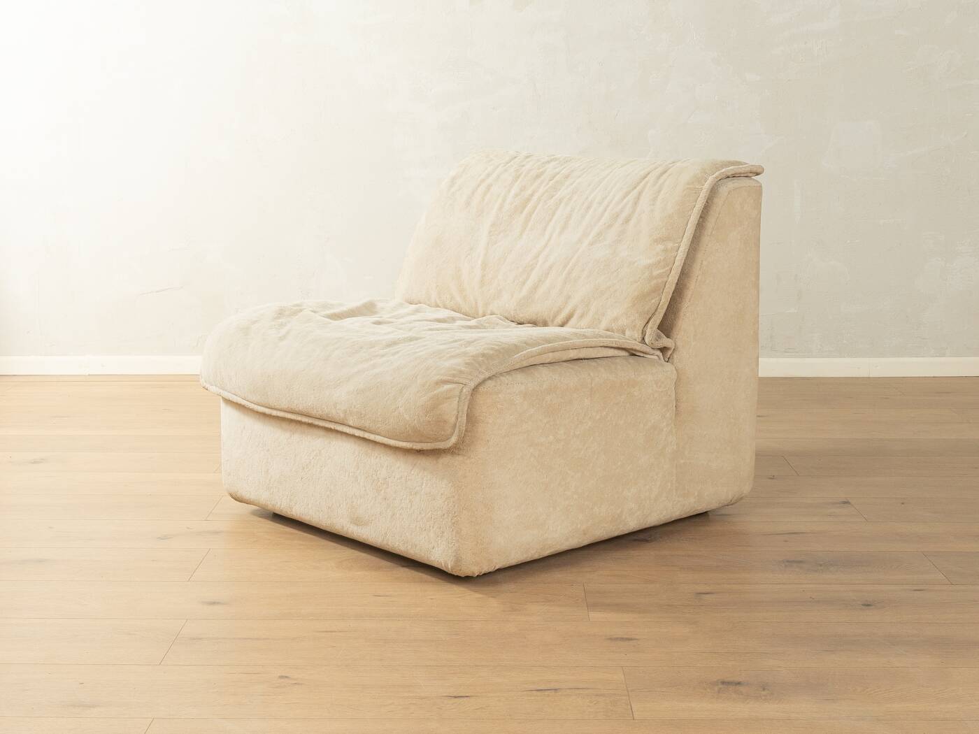 COR Space Age seating group, 1970s, set of 6 armchairs and footstool, cream white