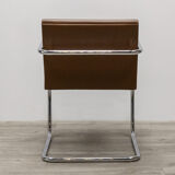 BRNO chair from the Knoll brand in brown leather