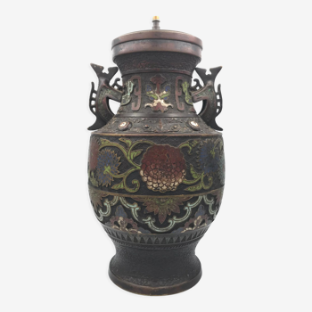 Pied ancien ou fut de lampe en bronze cloisonné d’asie à décor floral