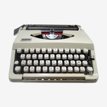 Brother typewriter model 200