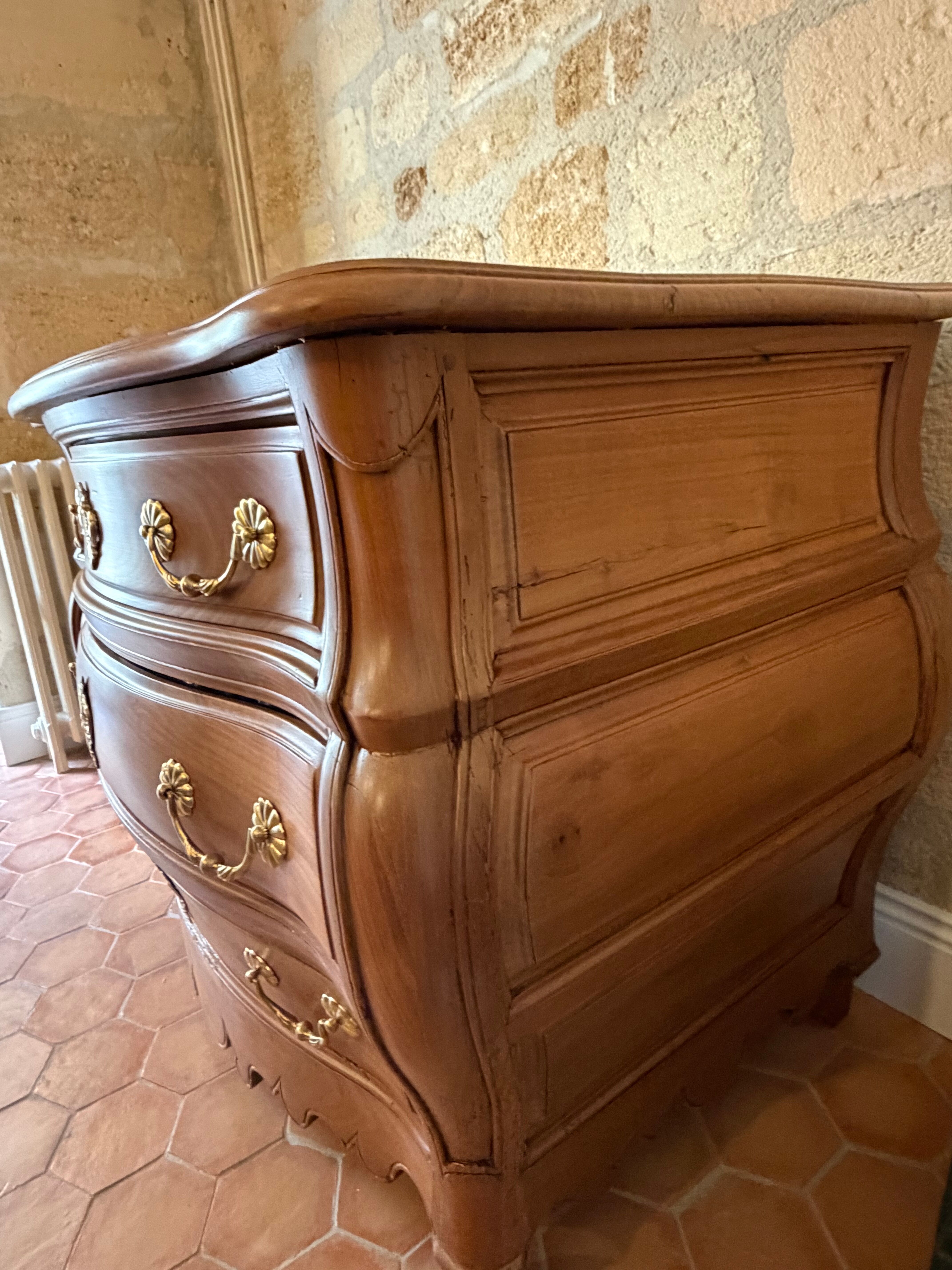 Bordeaux "between-two" commode in cherry wood