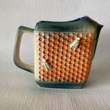 Saint Clément Pitcher Honeycomb with Bees