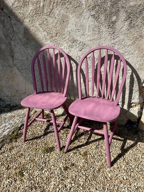 Pink slatted chairs