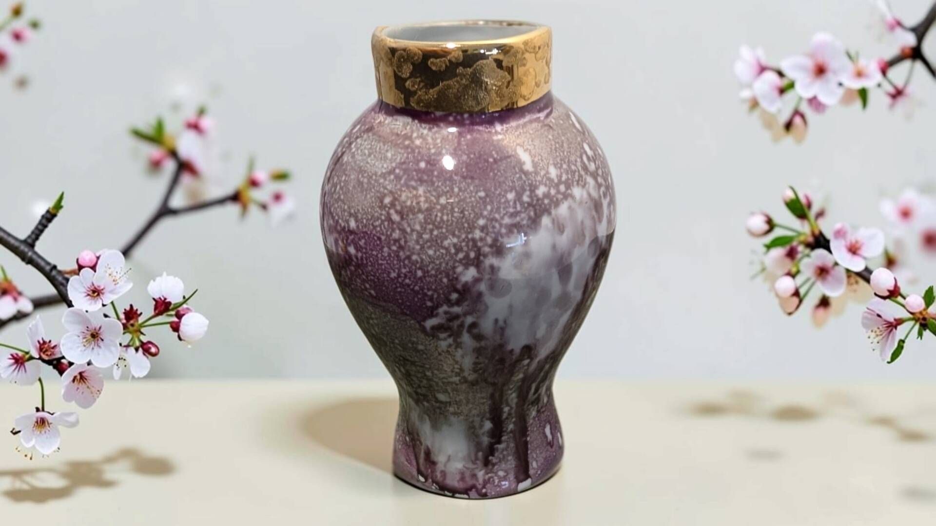 Small vase in Limoges porcelain – speckled purple decoration – Painted by Ma