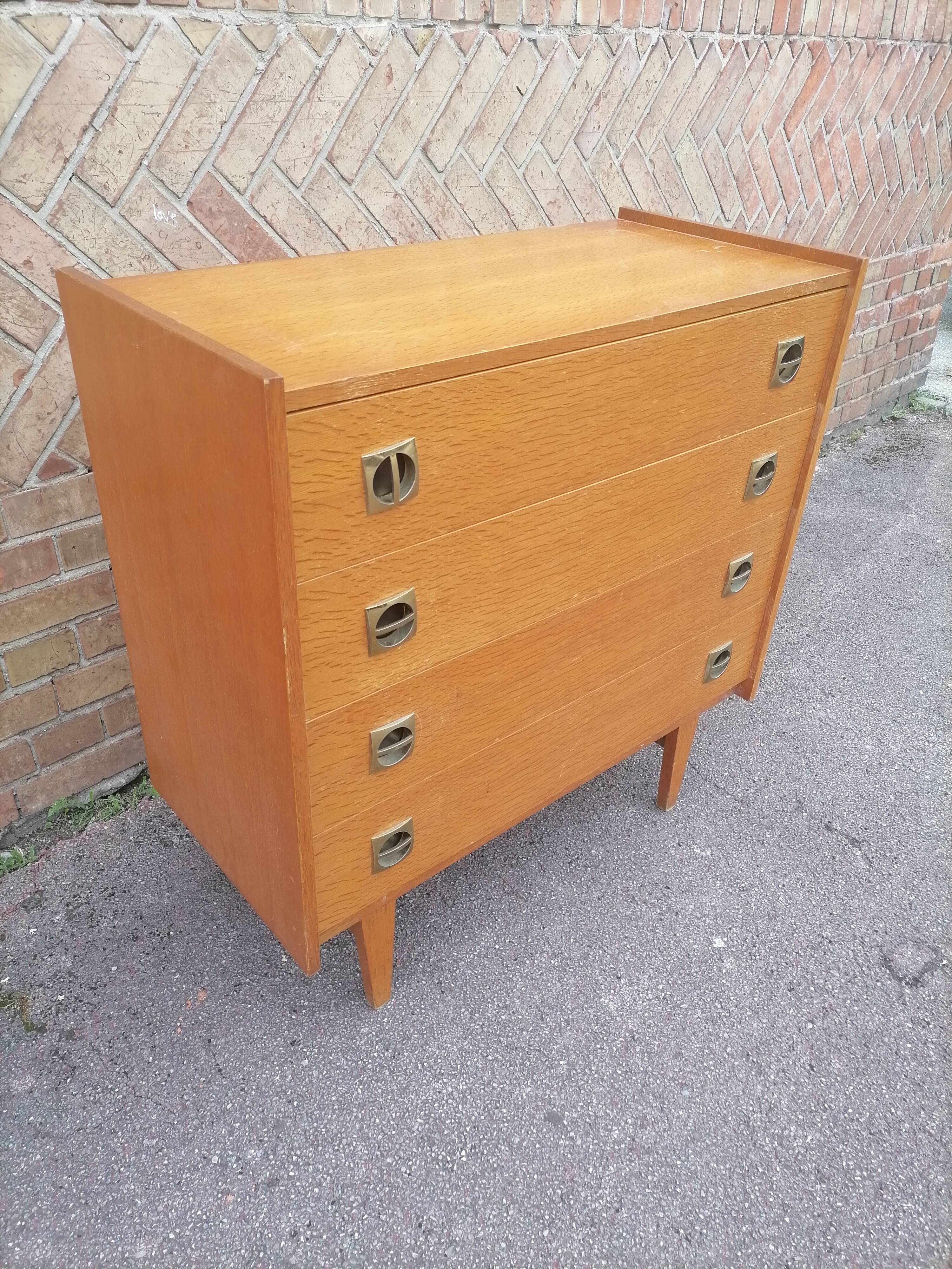 Old chest of drawers