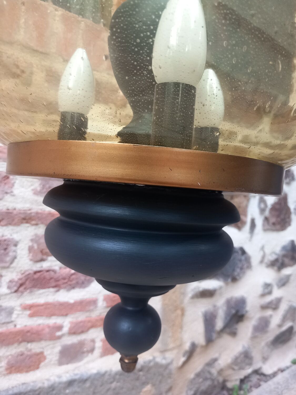 Suspension en bois et verre soufflé