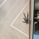 Armoire pieds compas rénovée