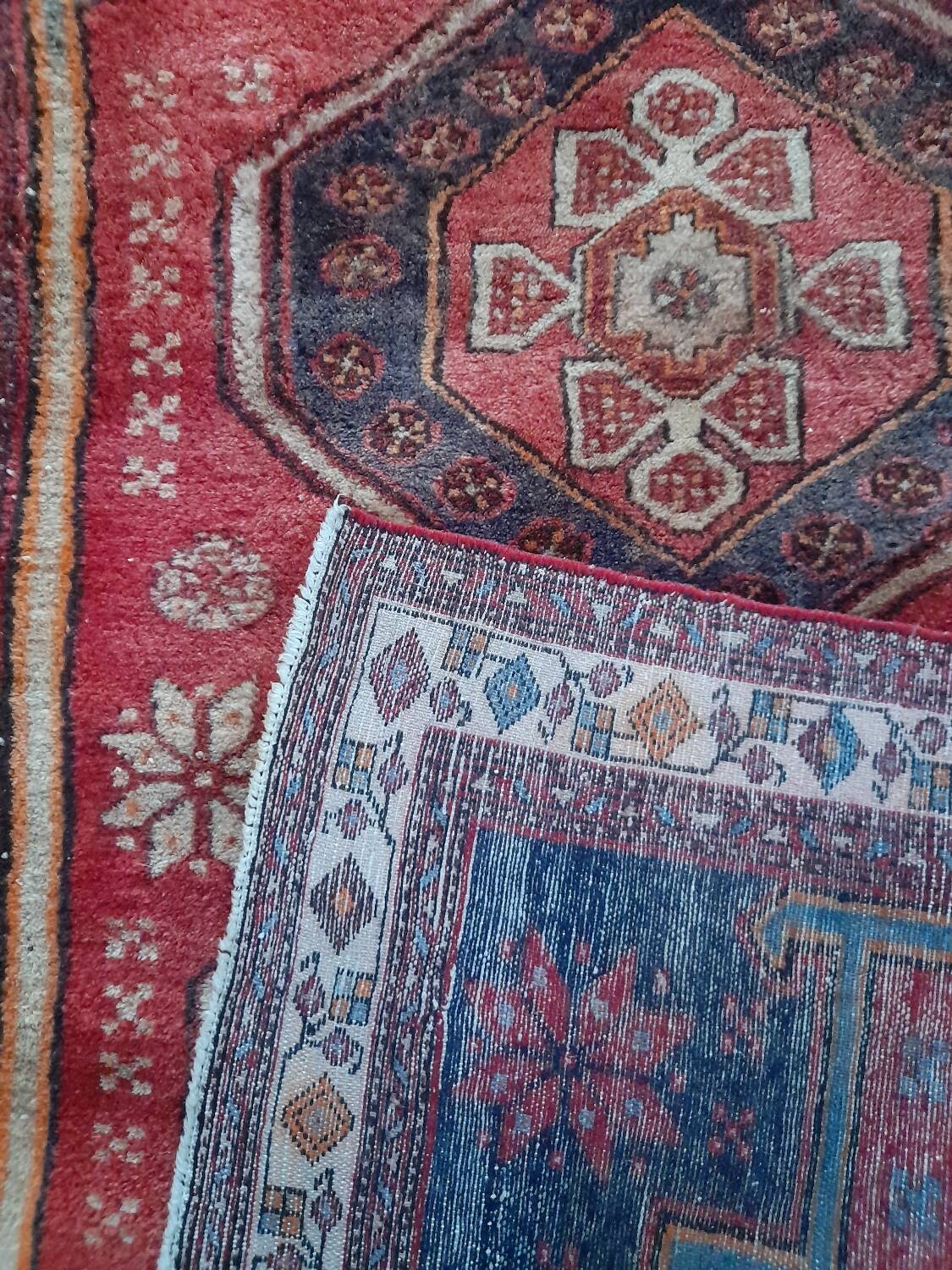 Large Gashgai carpet