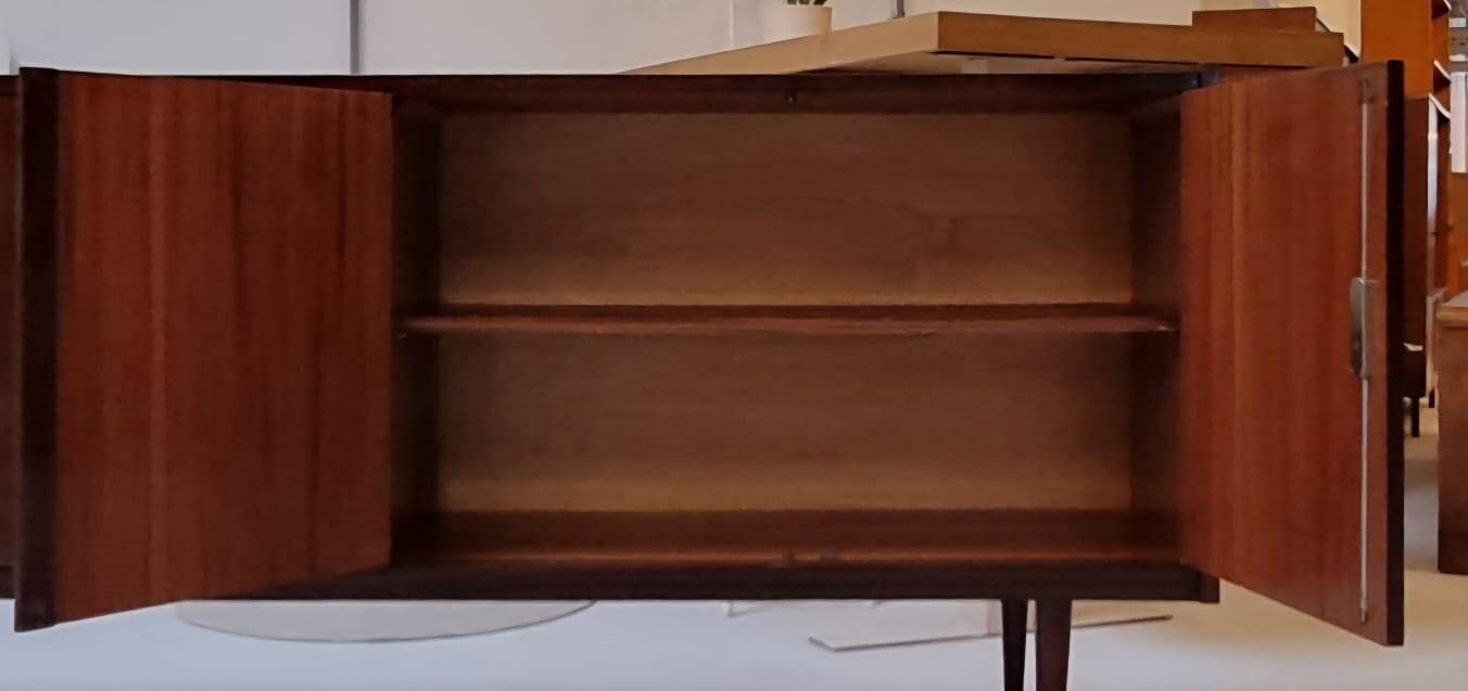 Buffet du milieu du siècle