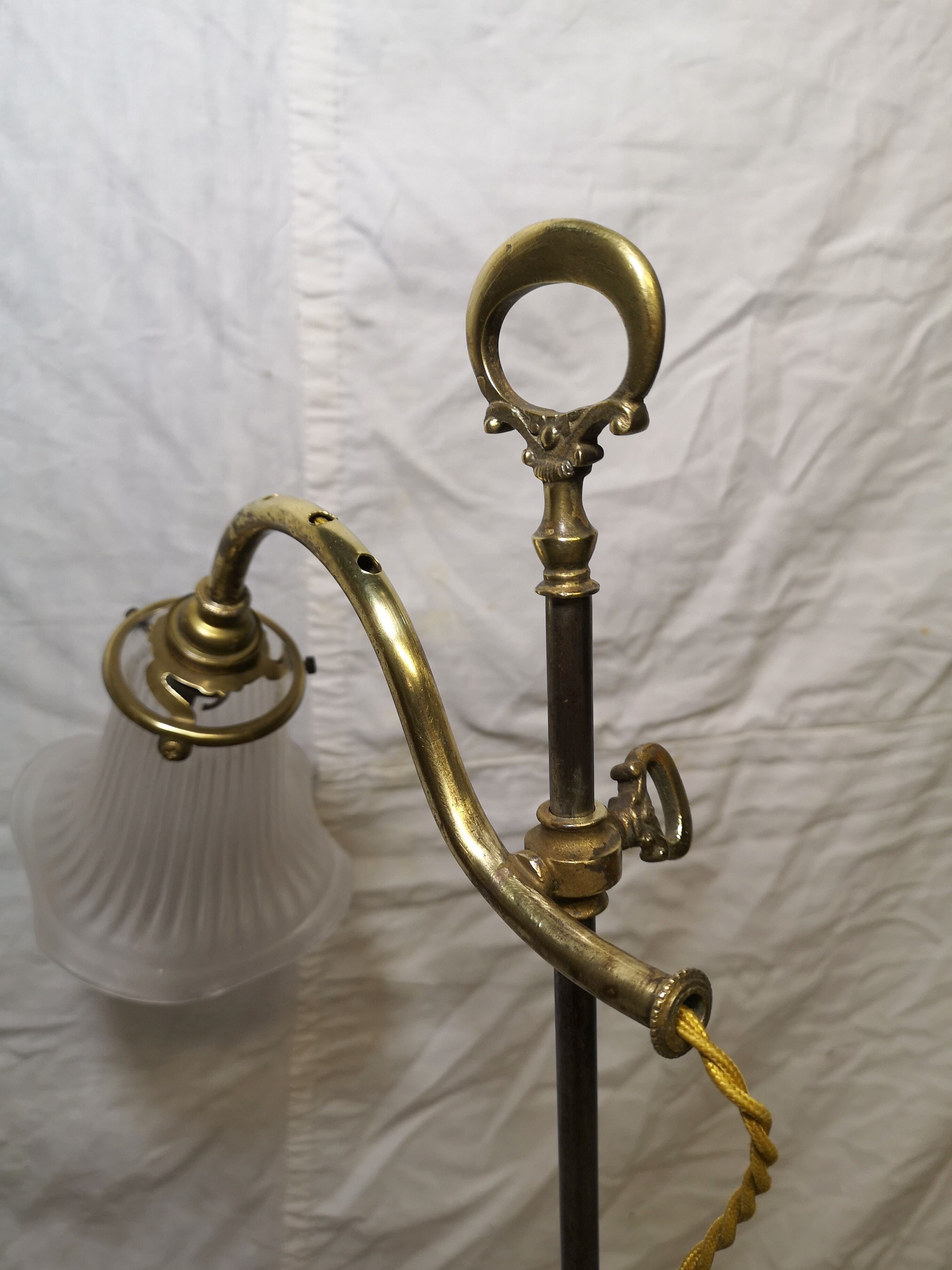 Lamp notary office old