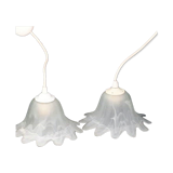 2 pendant lights with frosted glass tulips, in shades of white