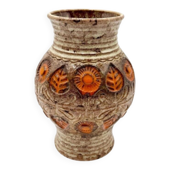 Textured Wekara vase from the 1970s