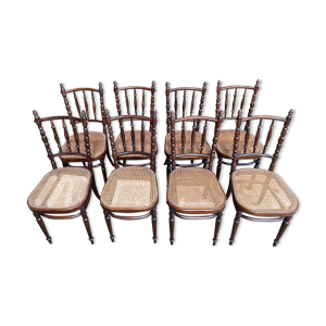 suite de 8 chaises de
