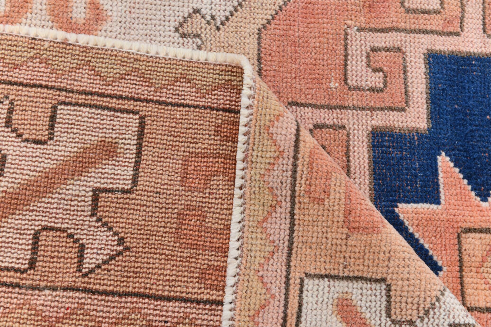 Tapis Kilim Ancien, Motifs Géométriques,Tons Pêche & Bleu Marine,165x263 Cm