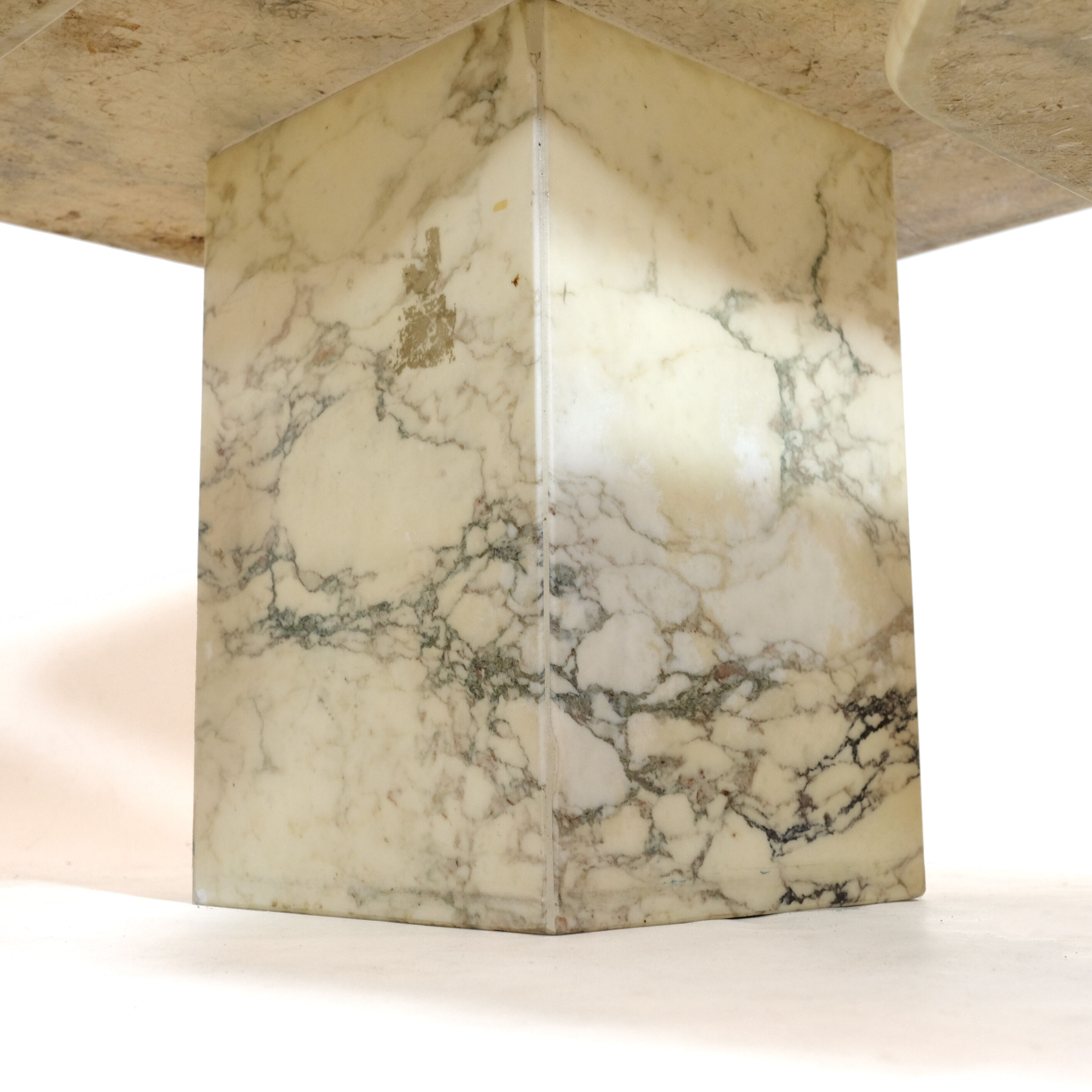 Suite of three marble trundle tables, 1970s