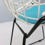Diamond chair by Harry Bertoia in white & black metal and new blue seating
