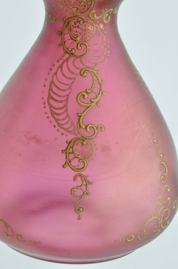 Ancienne paire de vases pâte de verre réhaussée d'émail doré décor art nouveau