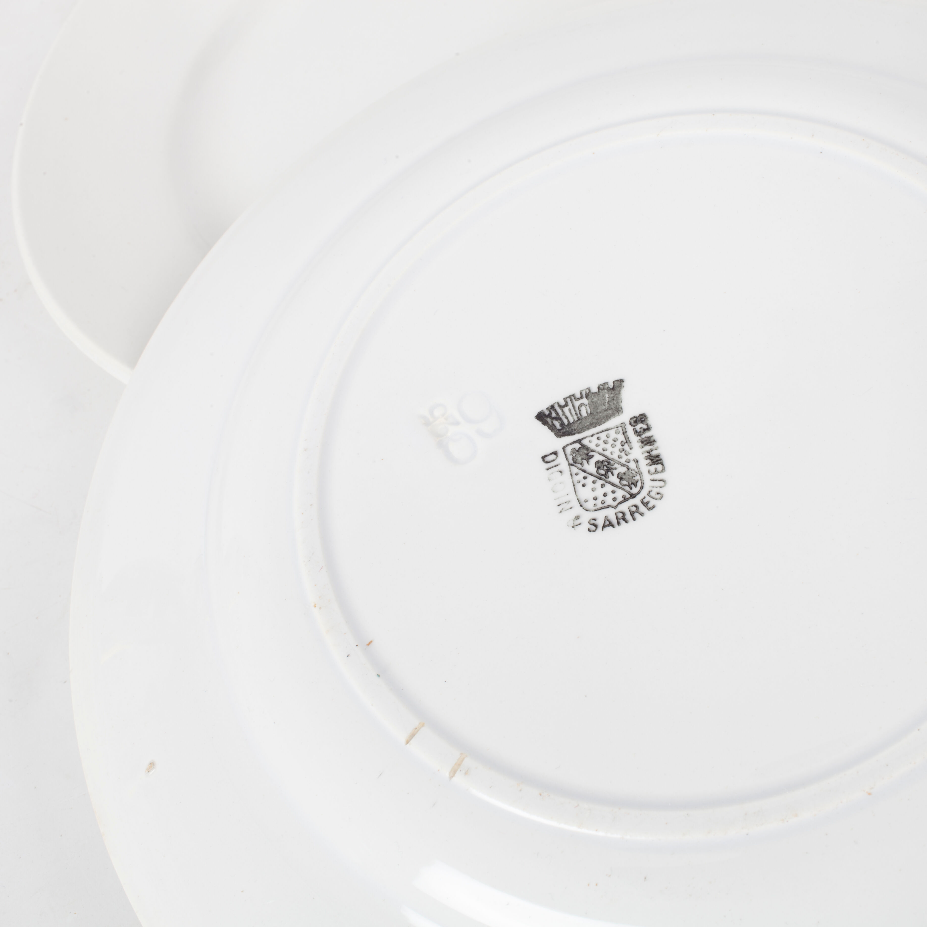 2 dinner plates white Digoin & Sarreguemines n ° 6, 19th century