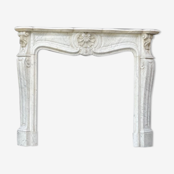 Louis XV  style fireplace in white carrara marble, circa 1880