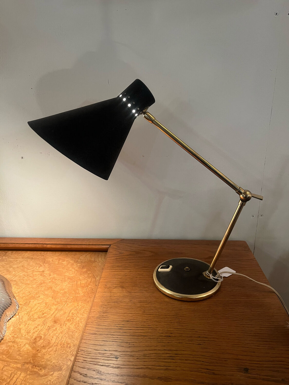Desk lamp