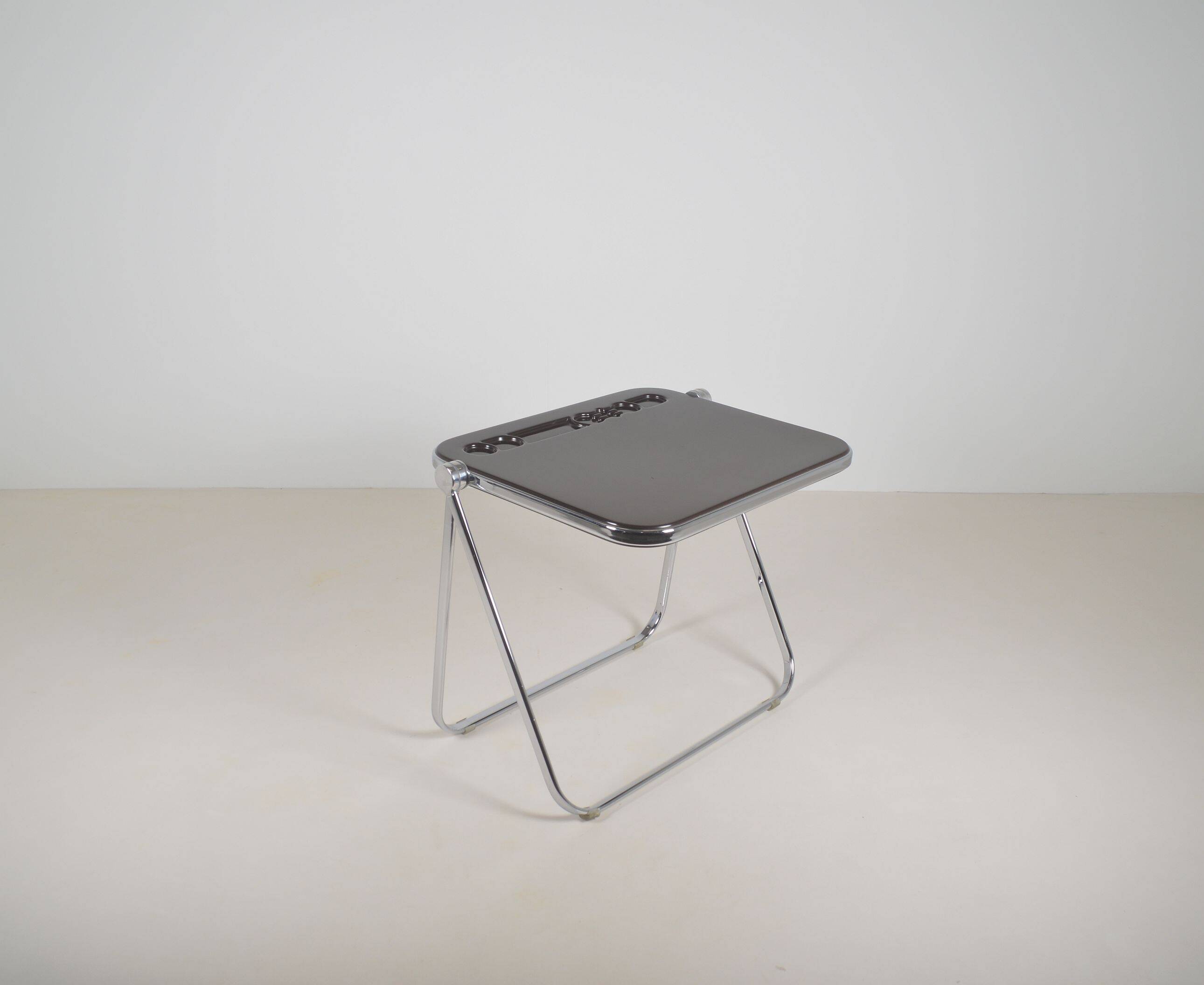 Bureau pliant 'Platone' de Giancarlo Piretti pour Castelli, années 1970.