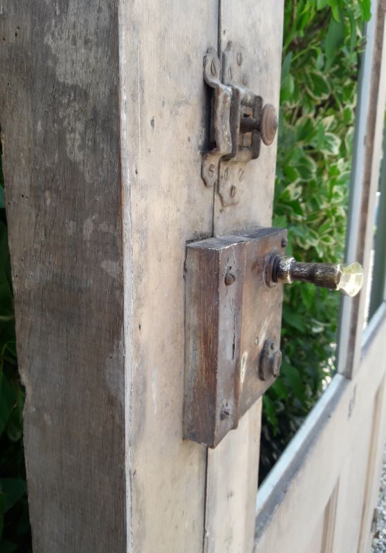 Entrance door 105x211cm + frame