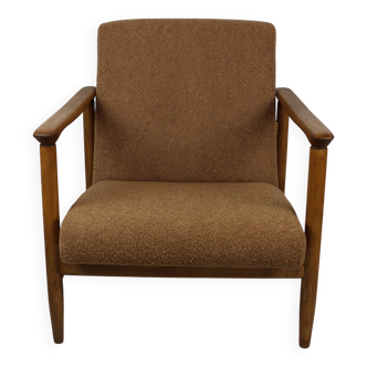 Fauteuil GFM-142 en bouclé corail doré attribué à Edmund Homa, années 1970