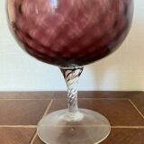 Vase sur pied violet