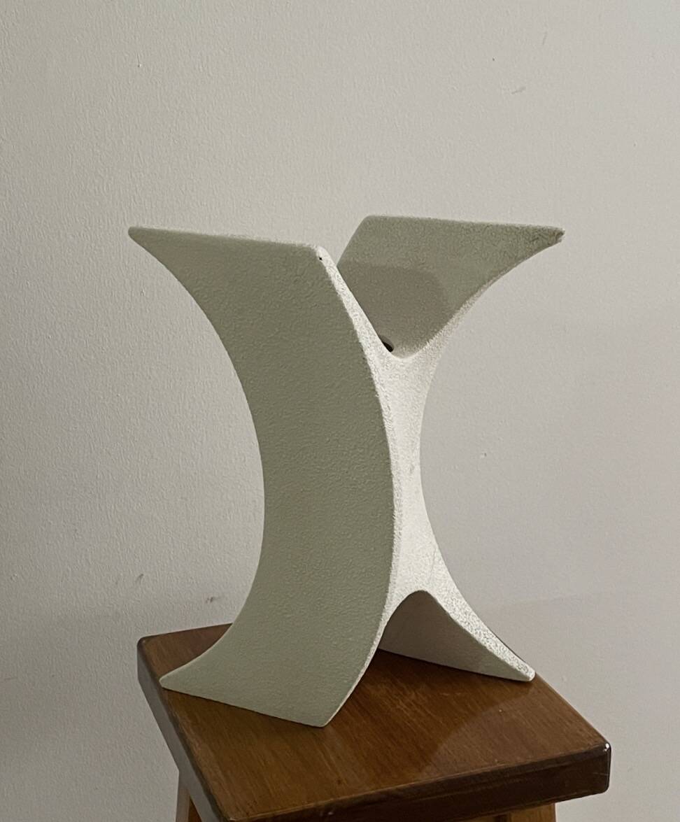 white vase Sculptural Wave -Ceramic - Roberto Rigon - Italy - 1960-70