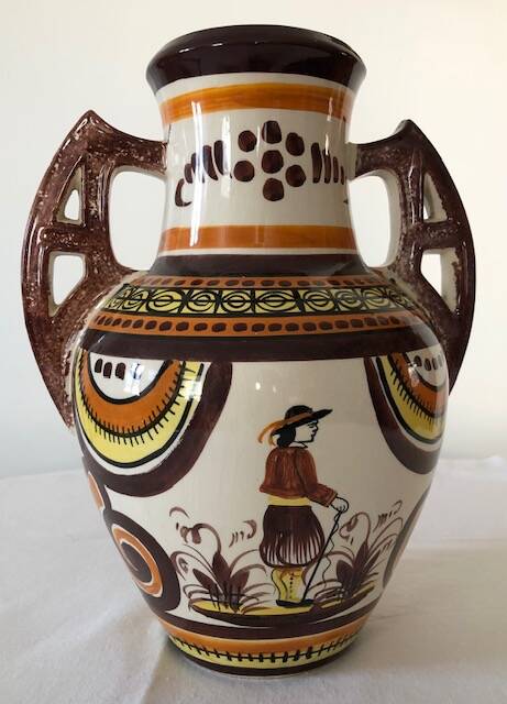 Vase with 2 handles in decorated earthenware signed Henriot Quimper