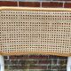 Chaise Cesca modèle b32 en blanc et bois par Marcel Breuer