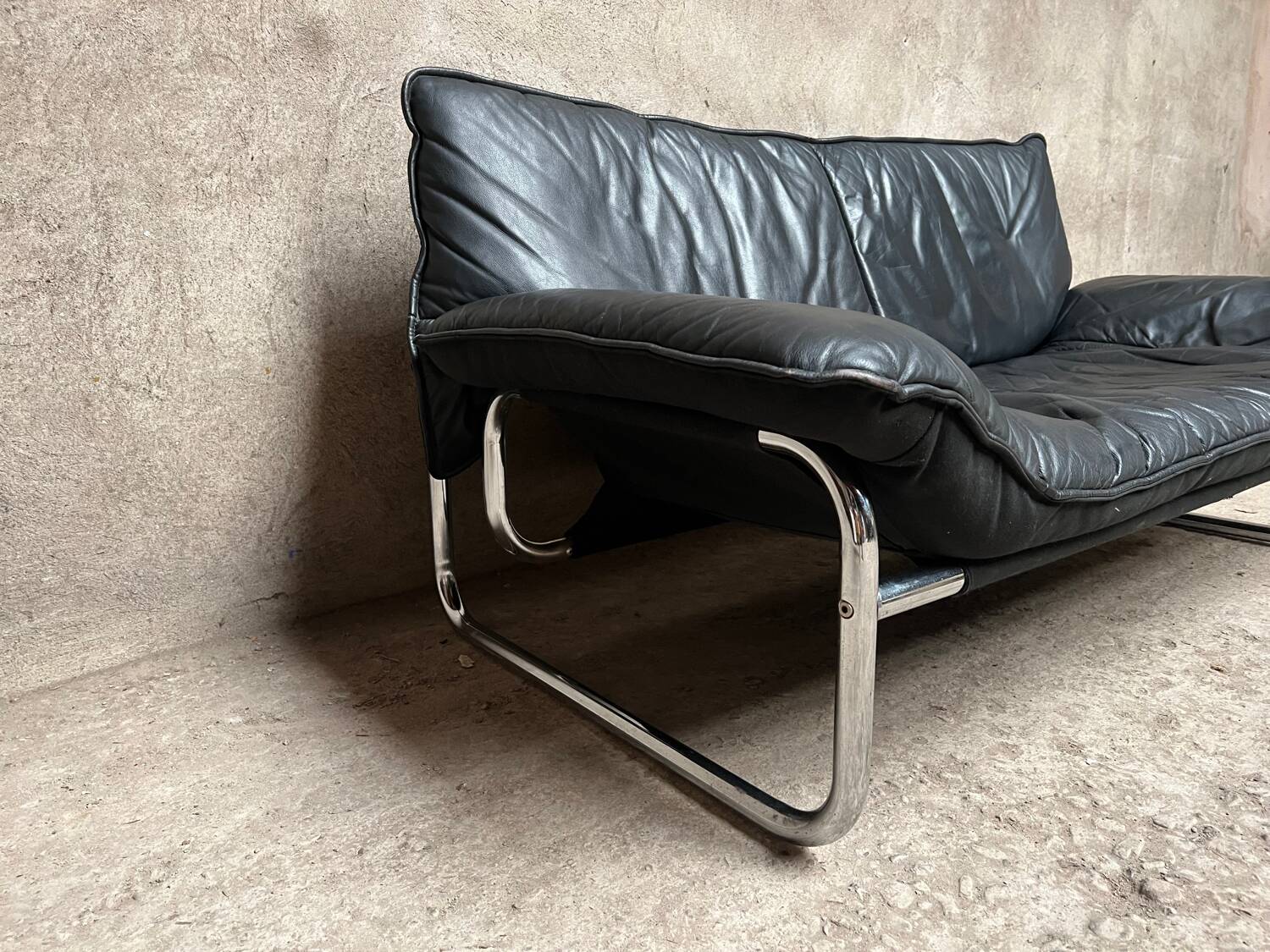 Vintage sofa by Johan Bertil Häggström for Ikéa in leather and chrome metal 1970