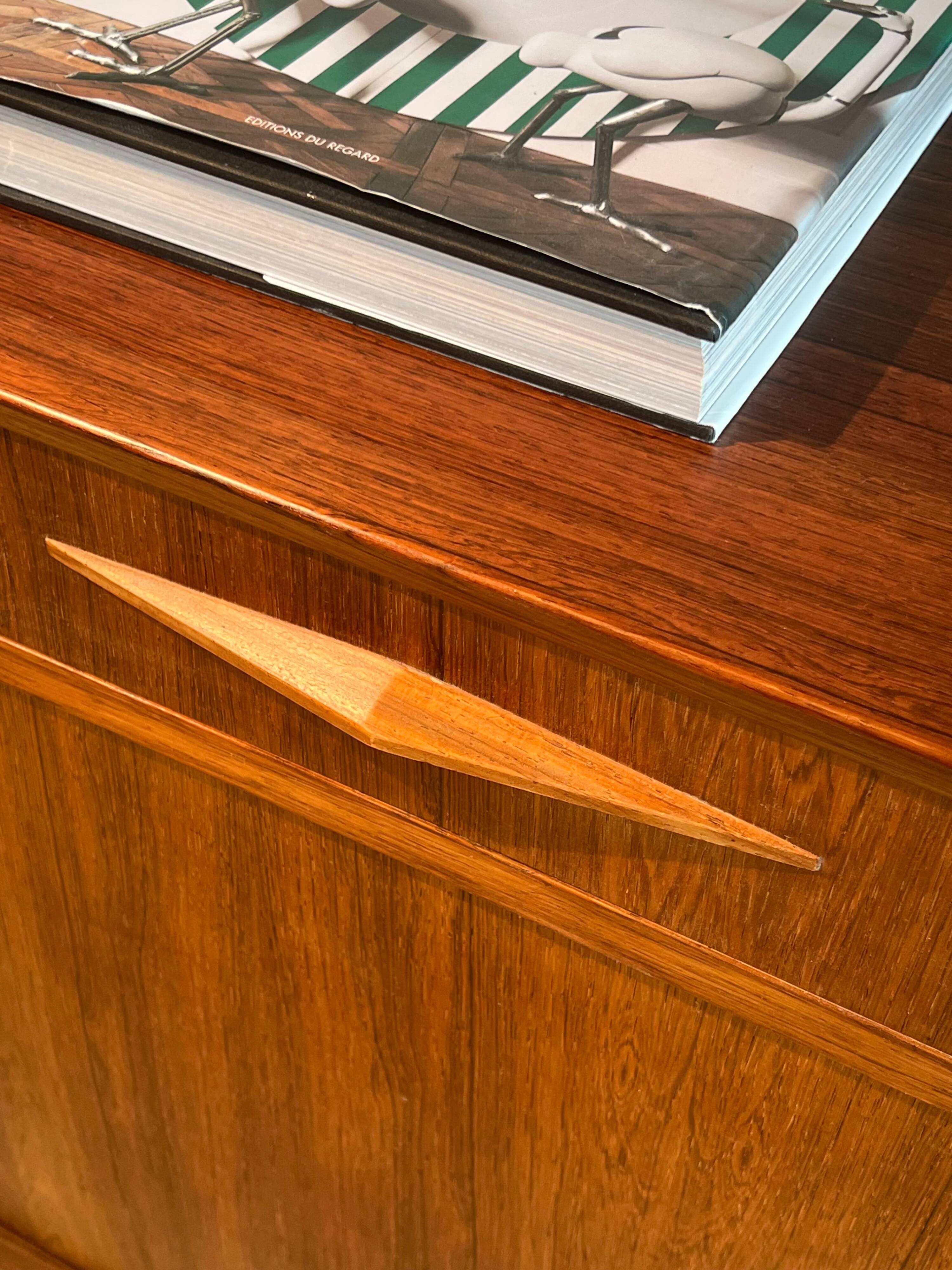 Scandinavian enfilade "Einar" in rosewood