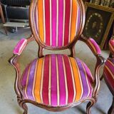 Pair of armchairs louis philippe medaillon walnut of the xix th century