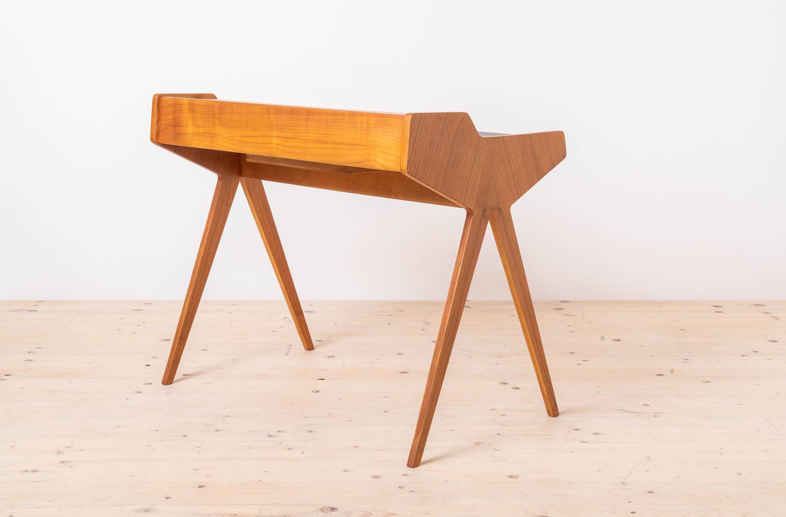 Iconic Lady Desk by Helmut Magg for WK Möbel, Mid Century Modern, 1950s