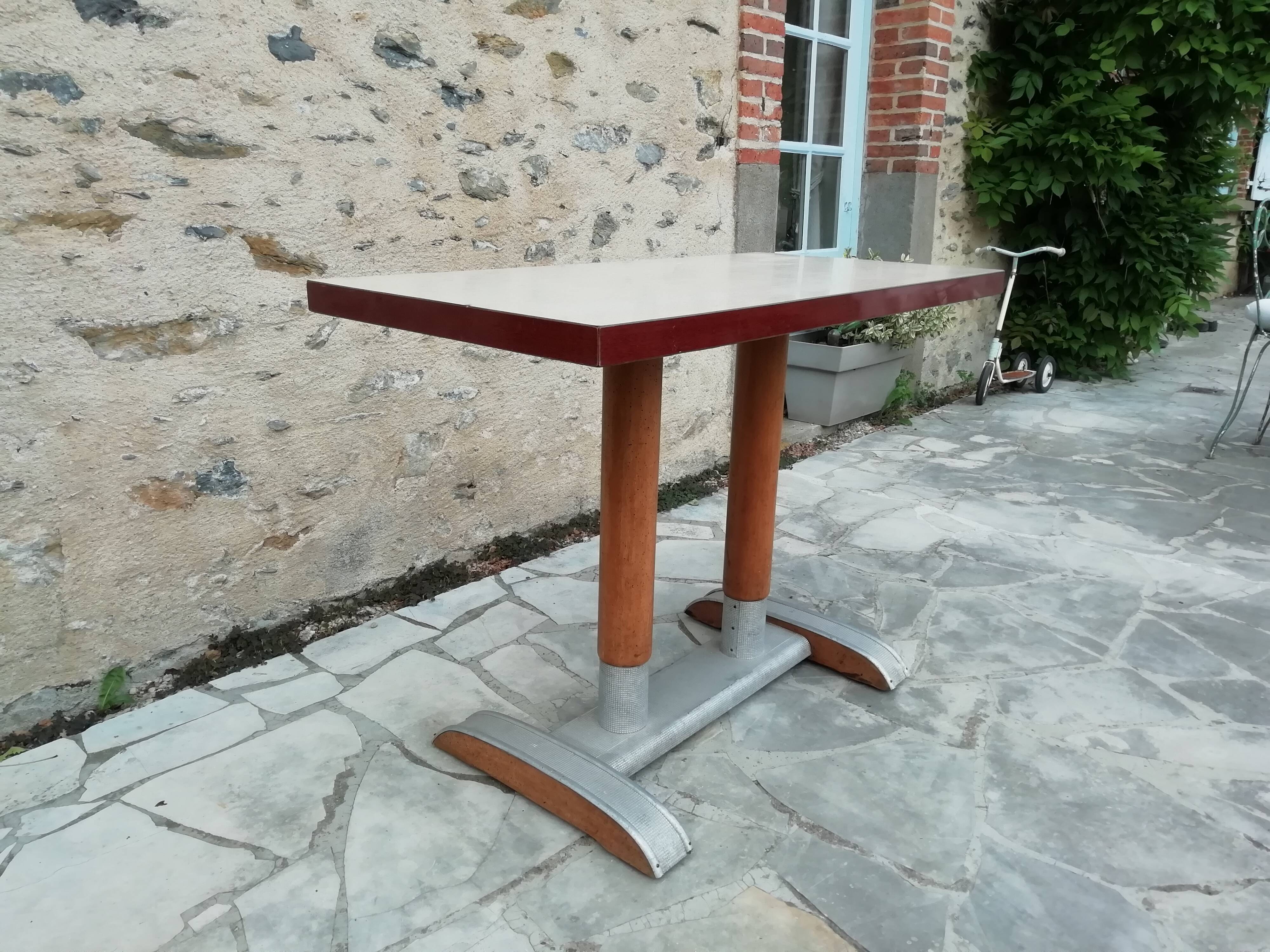 Bistro table and 3 Baumann chairs