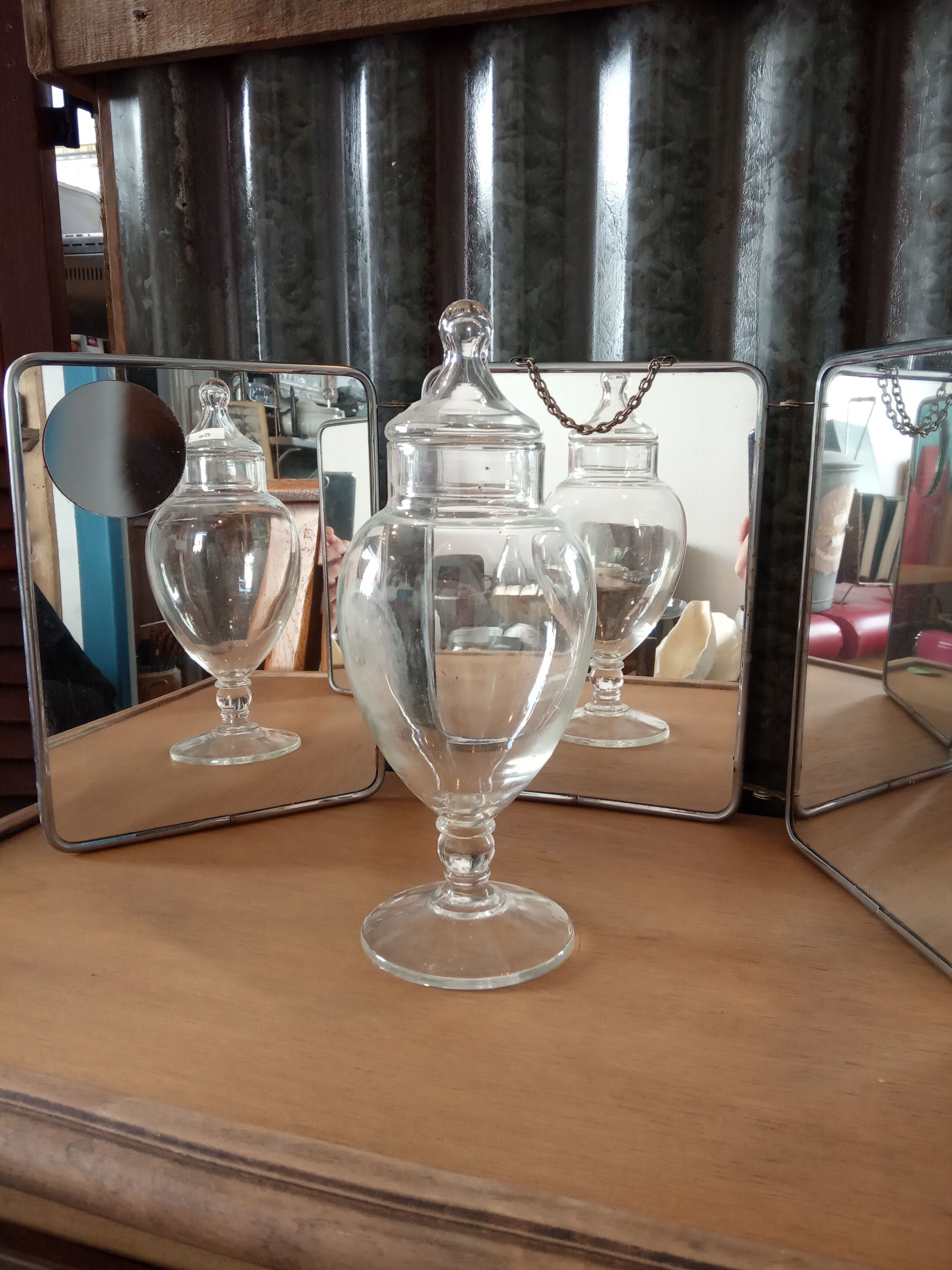 Standing apothecary bottle