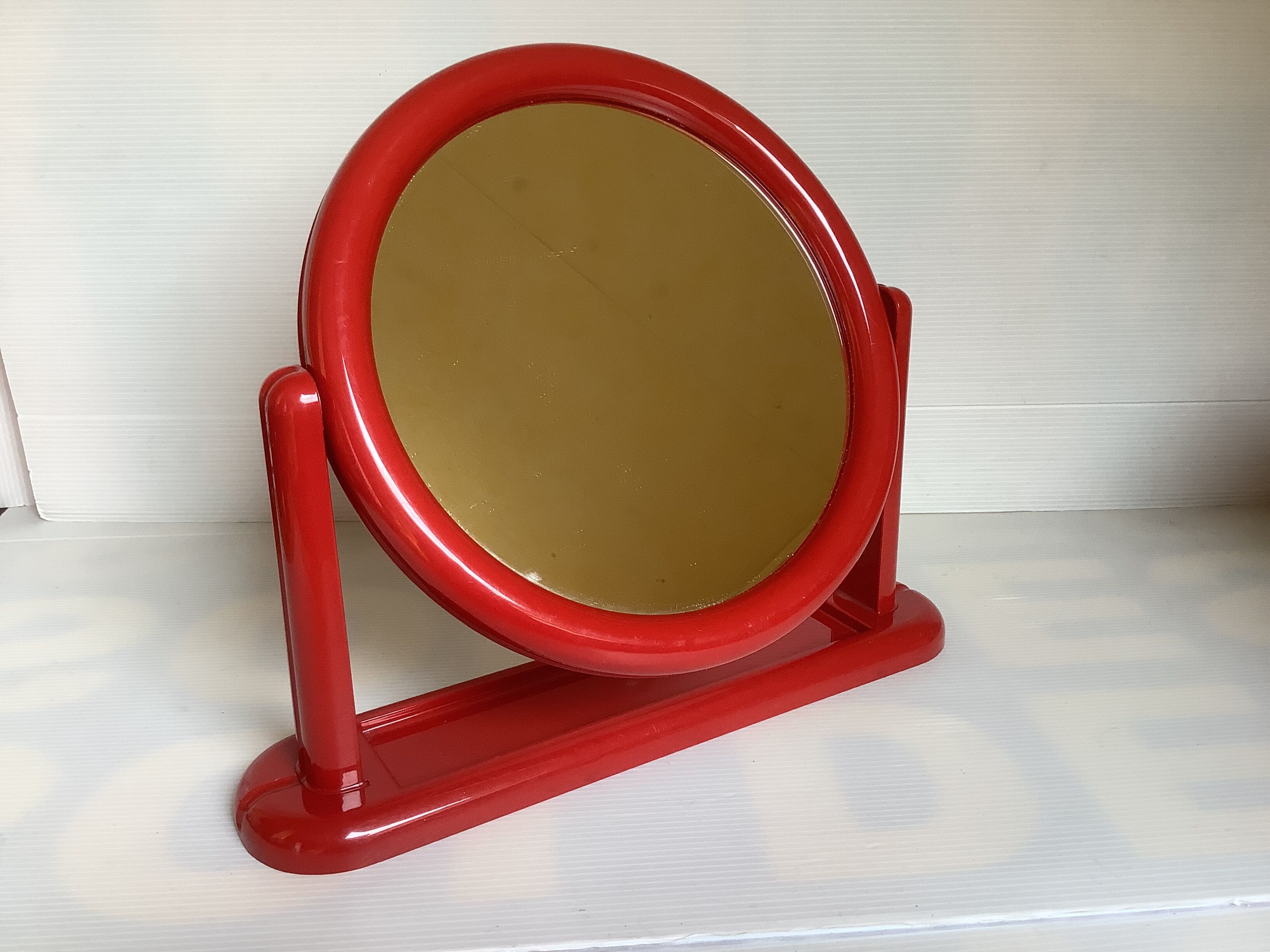 Tiger red plastic table mirror made in holland