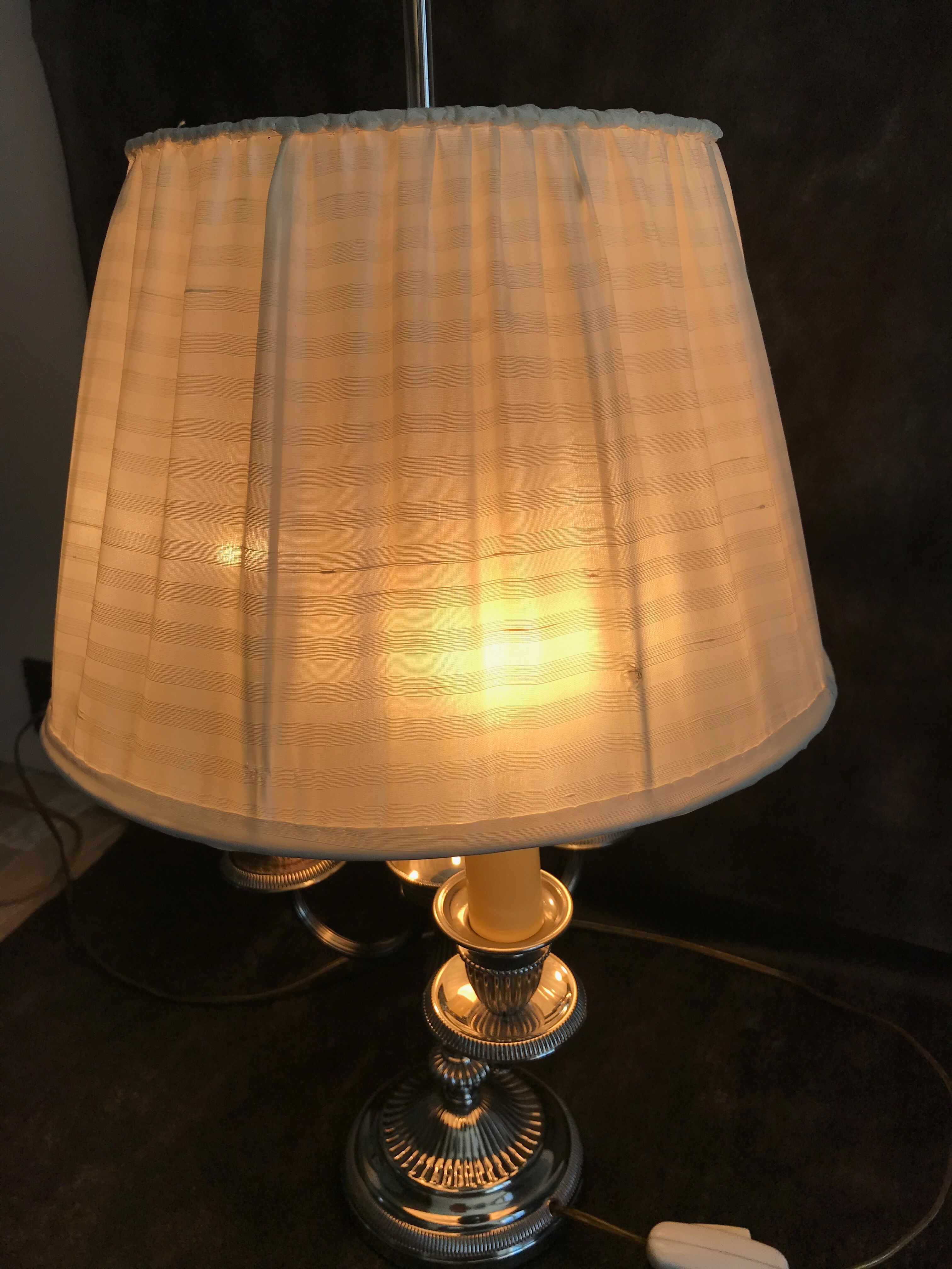 Lampe de bureau candélabre à 3 lumières