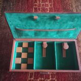 Vintage leather game box from Le Tanneur