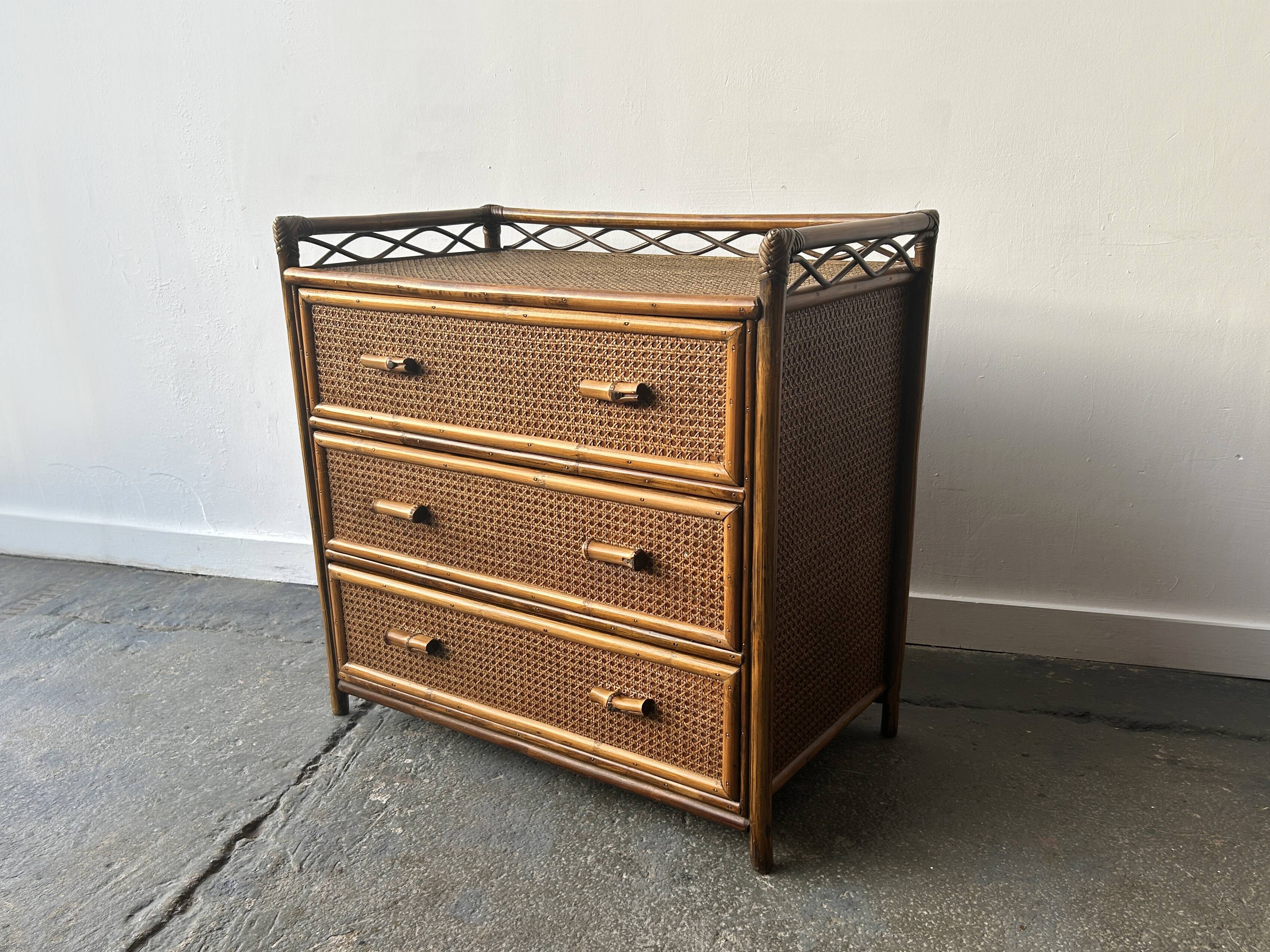 Commode en bambou et rotin Angraves des années 1970